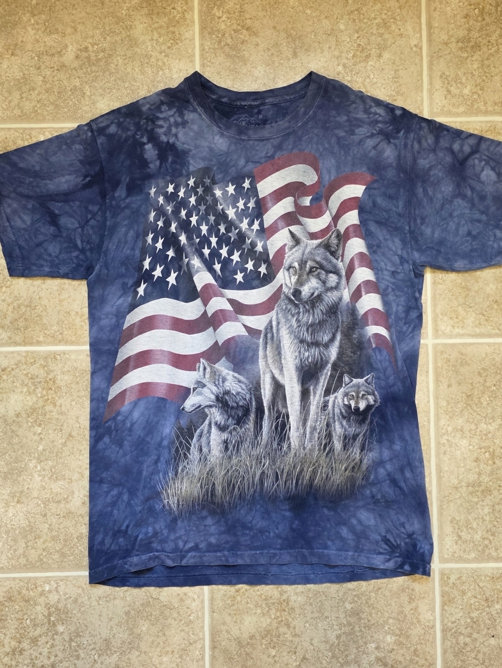 The Mountain Wolf American Flag Tie Dye Graphic Tee Size L